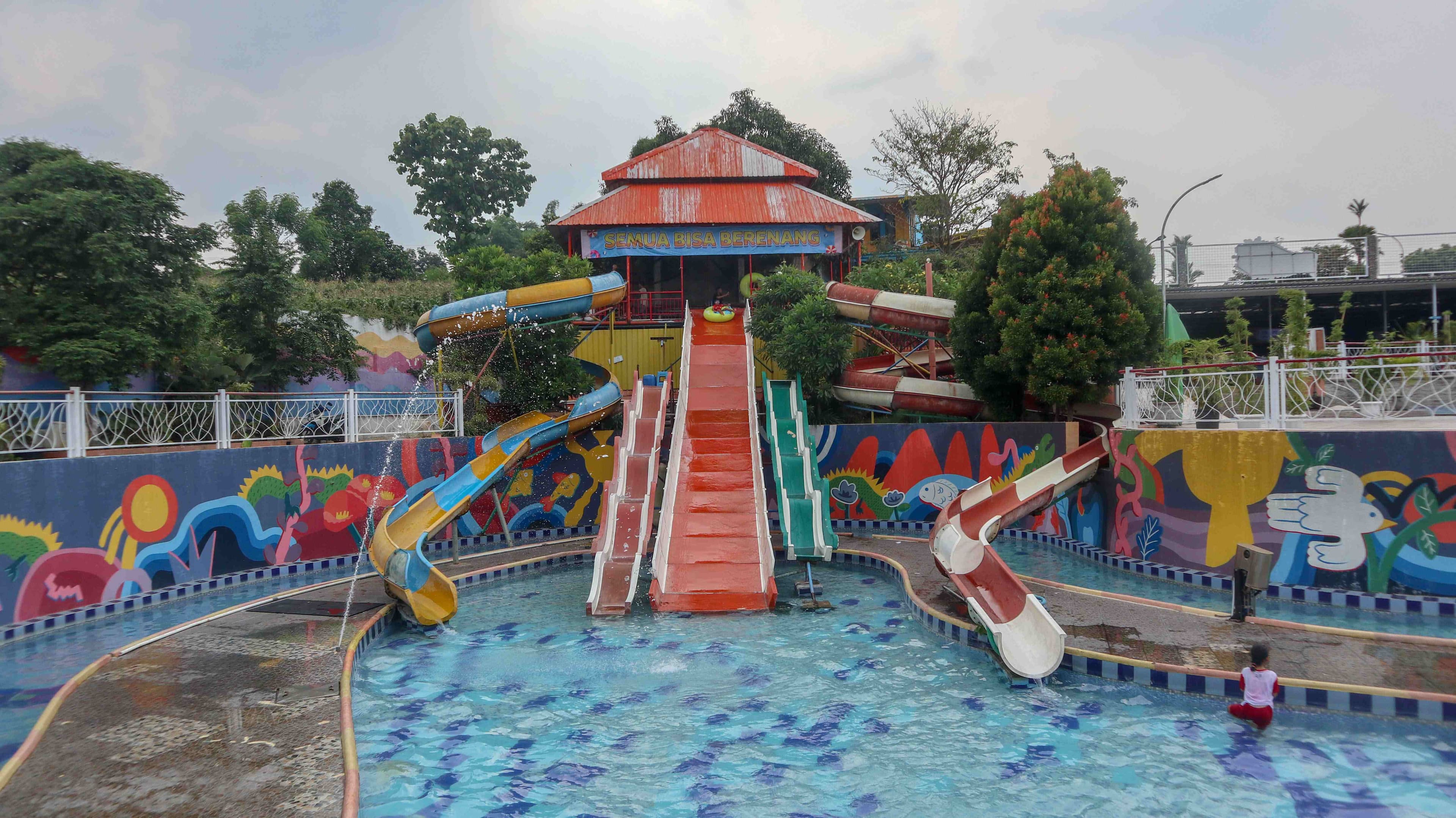 https://apiv2.easyticket.id/storage/destination/47e8887b-1204-432f-81d6-2d94c4bfbde7.jpg